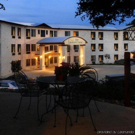 Inn On Barons Creek Fredericksburg Exteriér fotografie