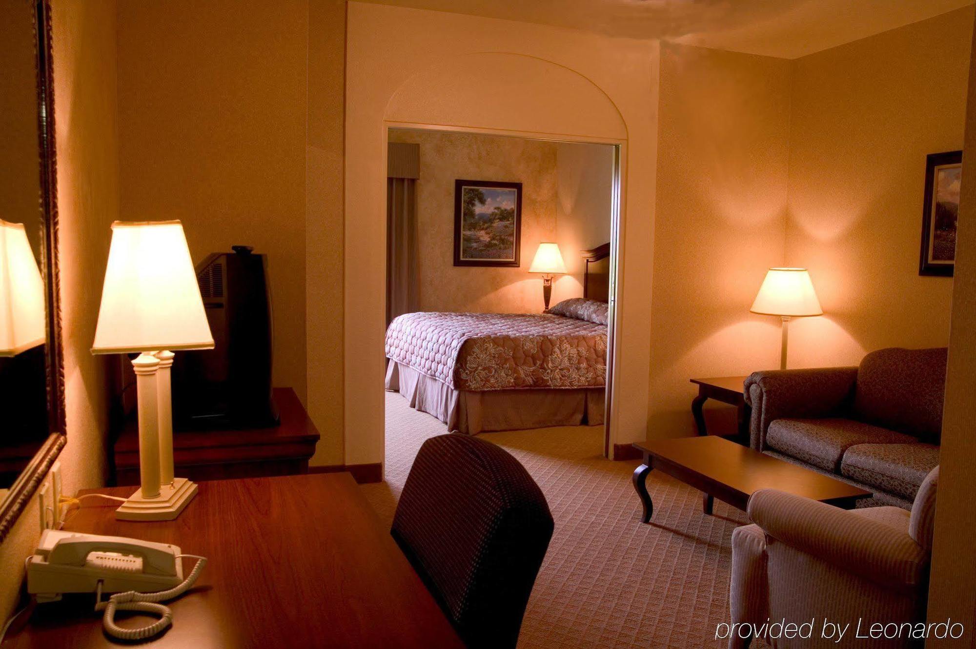 Inn On Barons Creek Fredericksburg Pokoj fotografie