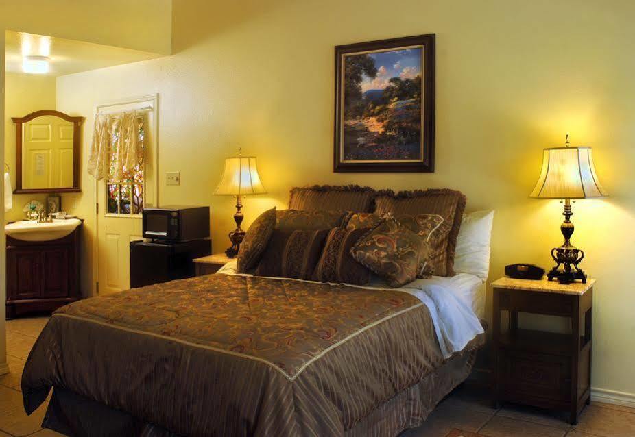 Inn On Barons Creek Fredericksburg Exteriér fotografie